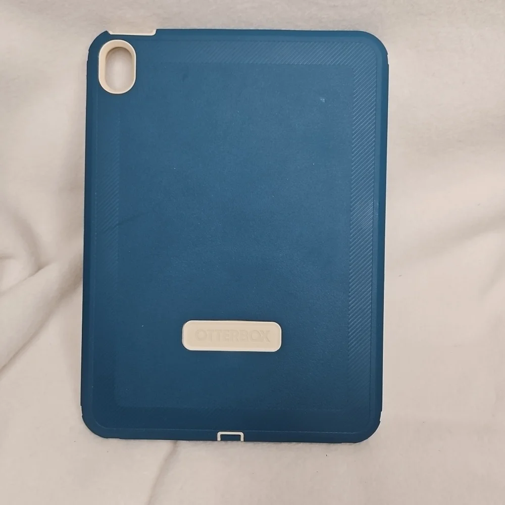 OtterBox Defender PRO Series Case for iPad (10th Gen) Blue BACK PART ONLY